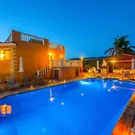 Villa Polyxeni *